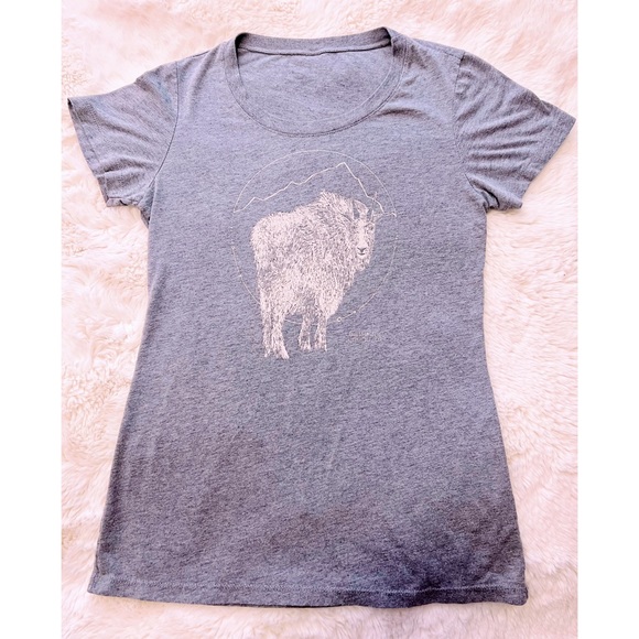 NWOT Alaskan Hand-Printed Women Slim Tee Mtn Goat Design x Frost & Fur Sz Small - Picture 6 of 10